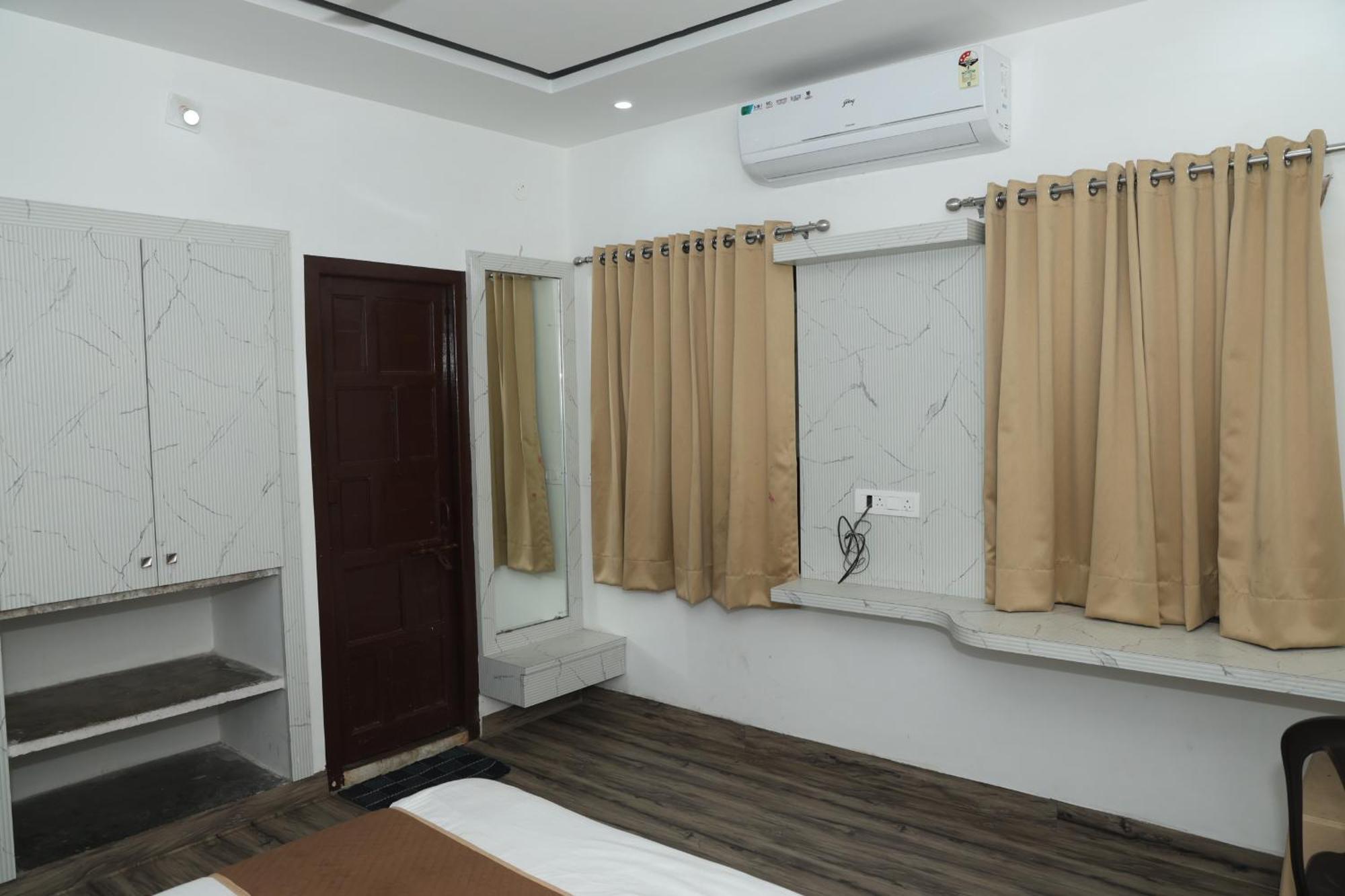 Devdarshan Hotel & Restaurant أُودايبور المظهر الخارجي الصورة