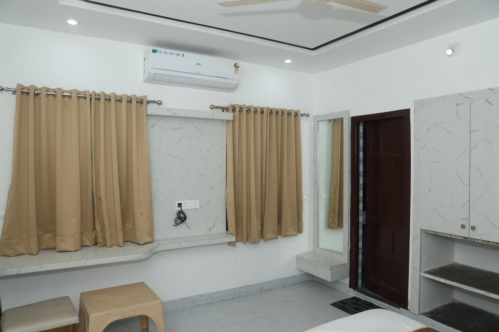 Devdarshan Hotel & Restaurant أُودايبور المظهر الخارجي الصورة